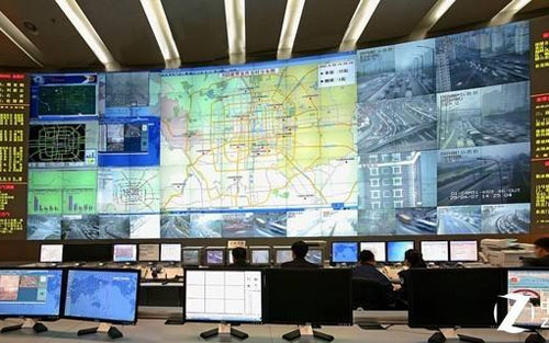 91视频APP版本下载网址的特点有哪些？使用拼接屏的好处？