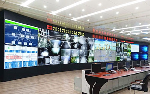 监控显示屏用lcd拼接屏好还是led显示屏好？